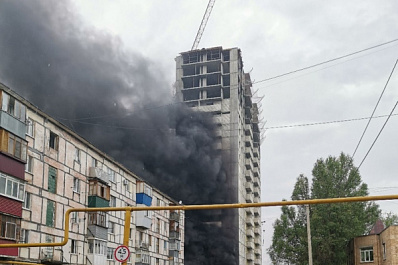 В Новокуйбышевске загорелась новостройка