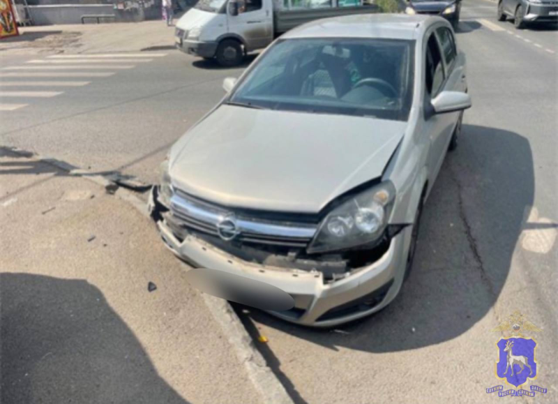 В Самаре пострадал 35-летний мотоциклист после столкновения с иномаркой