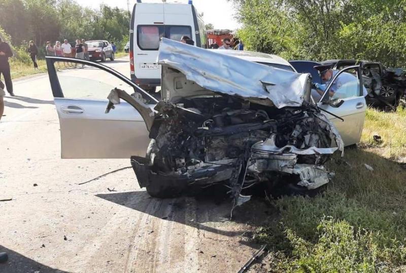 В Самарской области в жесткой аварии на трассе погиб 10-летний мальчик 