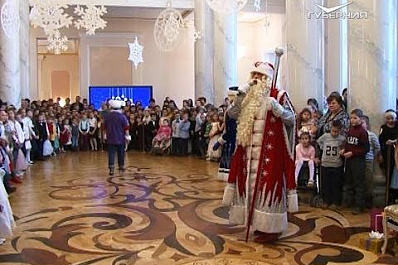 В САТОБе прошла областная благотворительная детская елка