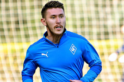 Нападающий "Крыльев Советов" Абат Аймбетов на правах аренды перешел в "Астану"