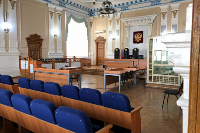 Родственника Сазонова не смогли начать судить из-за бывшей жены-судьи