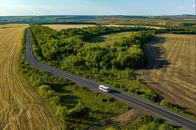 В Самарской области раньше срока отремонтировали трассу в Кинельском районе