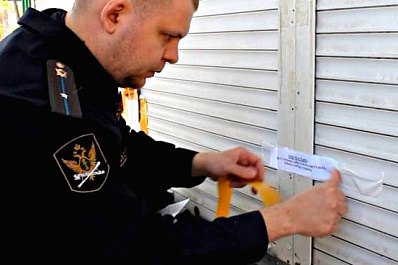 В Самаре предприниматель на 30 суток остался без работы из-за мигранта