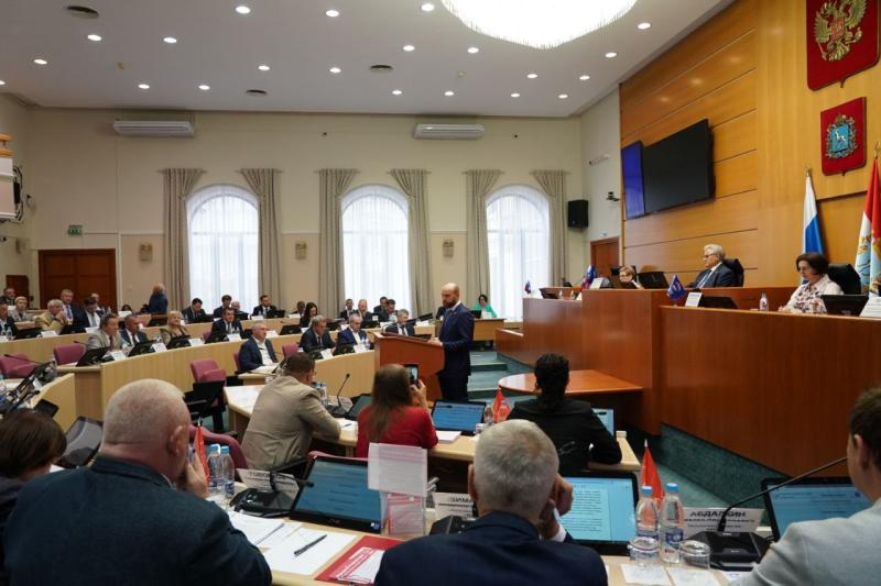 В Самарской области обсудили исполнение бюджета за 2024 год и приняли законы о поддержке стратегических инвесторов