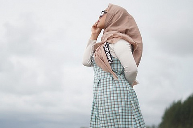 В Самаре ищут пропавшую 17-летнюю девушку в платье в пол