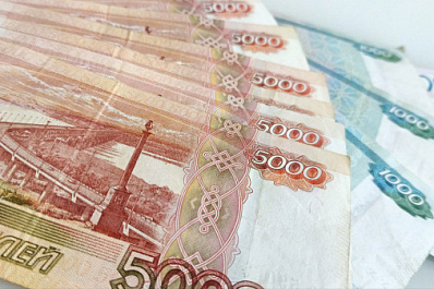 Пенсионерка из Самарской области потеряла 36 тысяч, пытаясь вернуть несписанные деньги