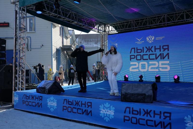 Вячеслав Федорищев поприветствовал участников и гостей "Лыжни России" в Самаре