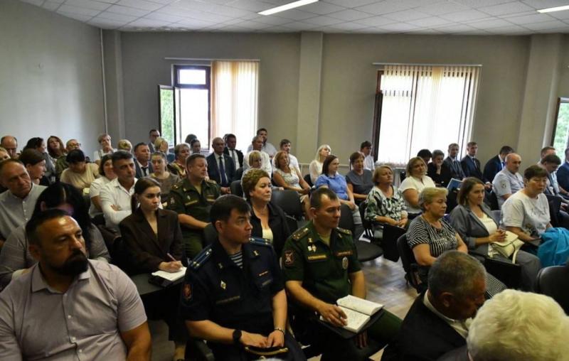 Новые дороги, инфраструктура, социальные объекты – результаты работы Вячеслава Федорищева в Рощинском 