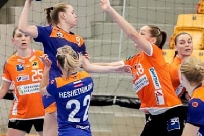 Гандбольная "Лада" выбыла из розыгрыша Еврокубка