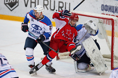 Тольяттинская "Лада" уступила победу "Звезде"