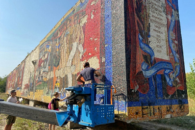 Для реконструкции стелы “Радость труда” в Тольятти потребуется 5,5 тонны советской мозаичной смальты