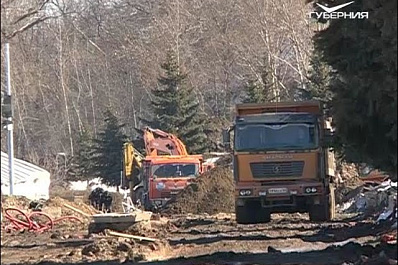 Елена Лапушкина проверила ход реконструкции Струковского парка и четвертой очереди набережной