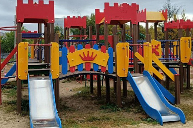 Чудом обошлось без трагедии: на детской площадке прозвучал взрыв