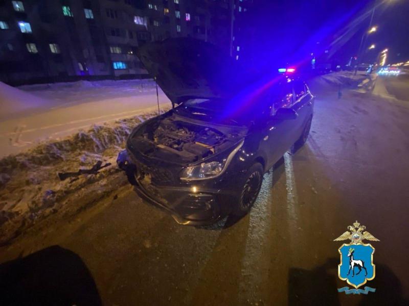 В Самаре на Первомайской иномарка сбила девушку