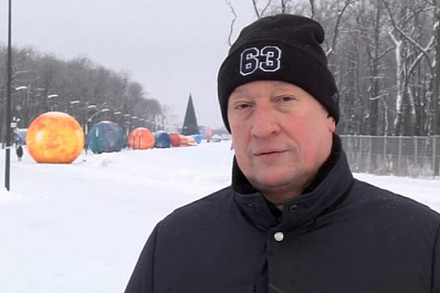 Александр Фетисов поздравил жителей региона с наступающим Новым годом