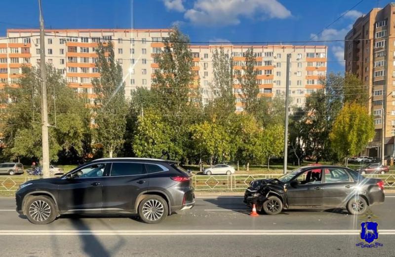 В Самаре в аварии на ул. Демократической пострадал 8-летний ребенок