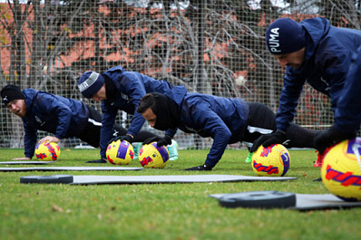Самарские футболисты готовятся к матчу с подмосковными "Химками"