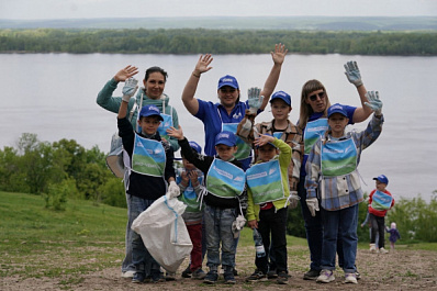 В Самаре прошел экологический флешмоб "Марафон рек"