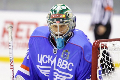 Вратарь ЦСК ВВС - лучший игрок декабря