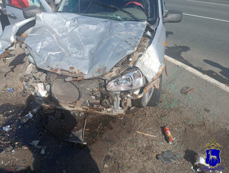 В Самарской области на трассе М5 произошло массовое ДТП с участием двух грузовиков