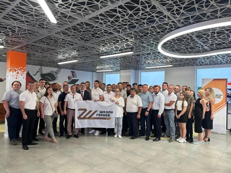 Губернатор Федорищев: "Самарская область вошла в топ-5 регионов РФ по уровню трудоустройства участников СВО"