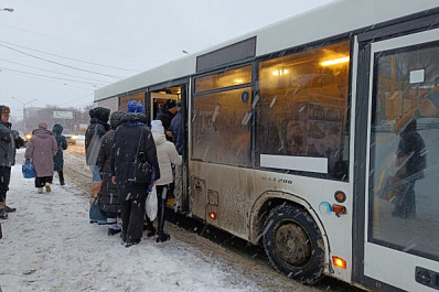 В Самаре пять автобусов пустили в объезд