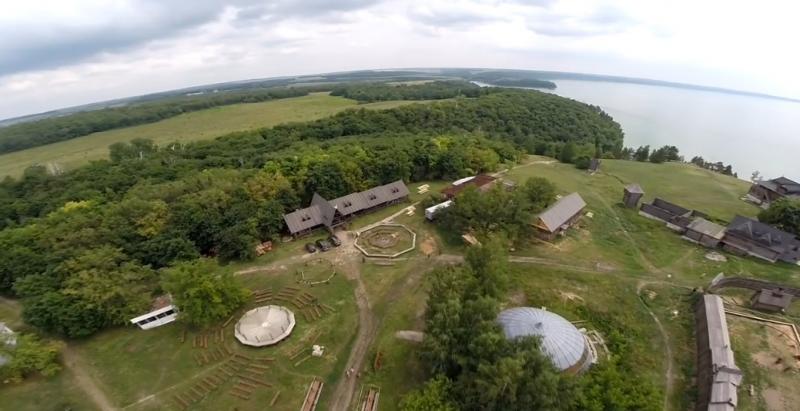 Самарские богатыри готовятся отправиться на ладьях в "Путь Рюрика"