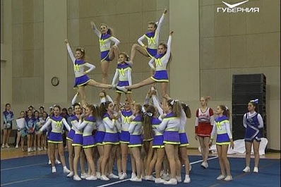 Открытый чемпионат по чирлидингу собрал в Самаре спортсменок десяти регионов и республик России