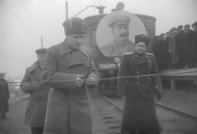 Приближая Победу. Мобилизация и вирус в муке: хроника жизни Куйбышева в июне 1941-го и 1944-го