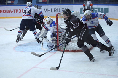 Тольяттинская "Ладья" снова проиграла "Тюменскому Легиону"
