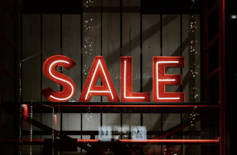 В России хотят запретить публично использовать англицизмы