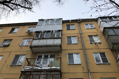 Прокурор Самары потребовал жестче спрашивать с коммунальщиков за снег и сосульки 