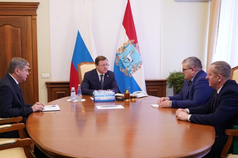 Губернатор встретился с новым главой погрануправления ФСБ по Саратовской и Самарской областям