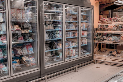 В тольяттинском магазине нашли опасные продукты