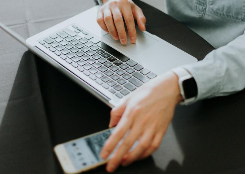 Подросток из Сызрани пытался спасти деньги матери и отдал мошенникам 52 тысячи