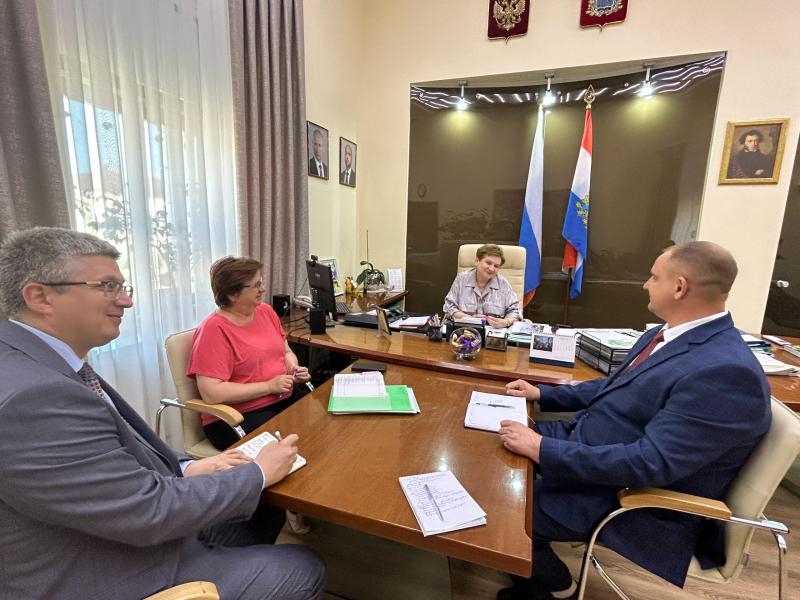 Участник "Школы героев" Евгений Озеров предложил создать патриотическую музейную экспозицию 