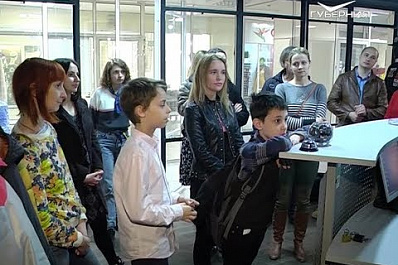 Школьники и студенты из Самары познакомились с бизнесом по брендированию одежды