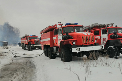 В Самарской области пожар охватил 700 "квадратов" животноводческой фермы