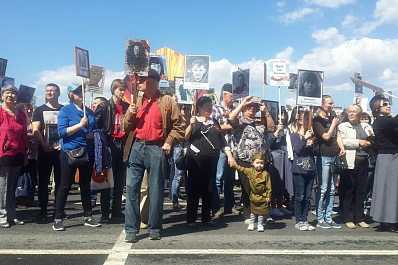 Жители Самары поделились своими эмоциями от прохождения в Бессмертном полку