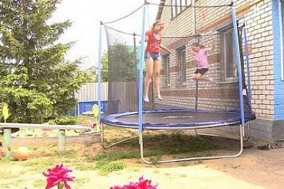 "Деньги очень пригодились": многодетная мама оценила меры поддержки детей Самарской области