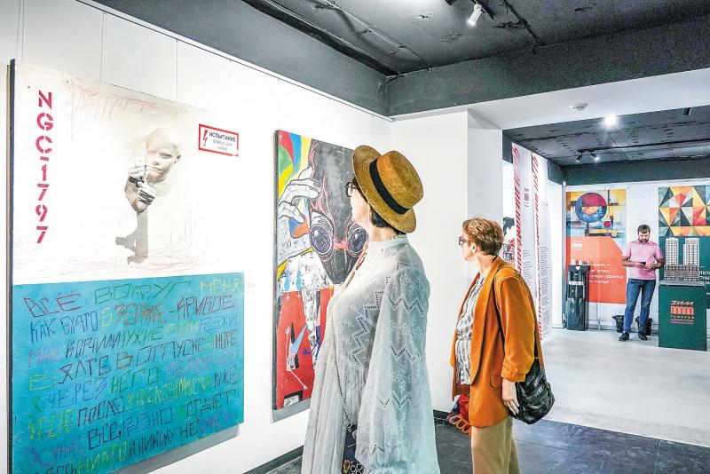  Романтика панелек: самарцам показали работы анонимного уличного художника