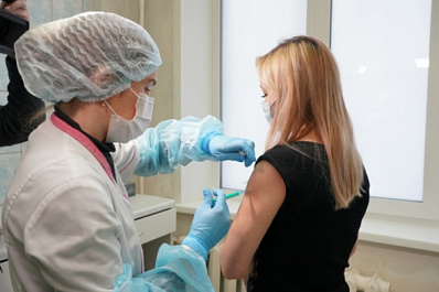 В Самаре заработал первый в России круглосуточный прививочный кабинет