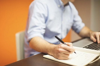 Выяснилось, сколько компаний запрашивают данные о кандидате с прежней работы 