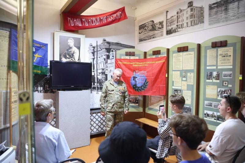 В Самаре прошли мероприятия, посвященные 95-летию Воздушно-десантных войск России  