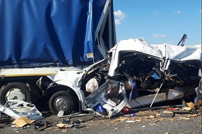 Названа возможная причина крупного ДТП с пассажирским микроавтобусом на трассе М5 под Ульяновском