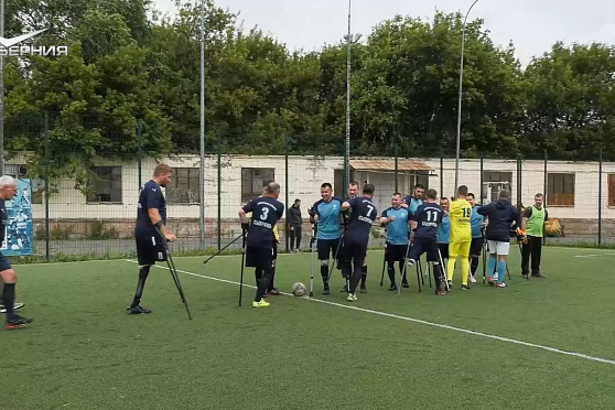 Футбол, паллиативная помощь и йога для мам особенных детей. Неограниченные возможности