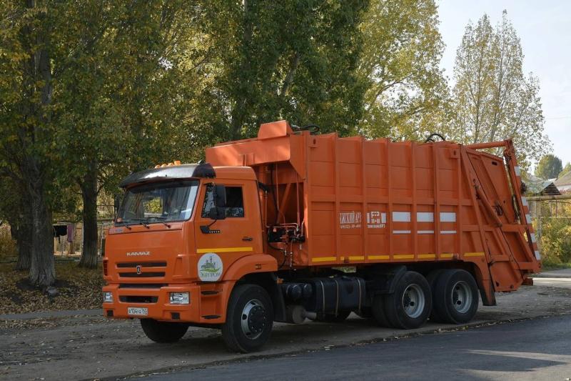 В Самаре проверили порядка 100 грузовых машин с отходами