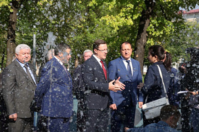 Дмитрий Азаров оценил результаты благоустройства общественных пространств Новокуйбышевска