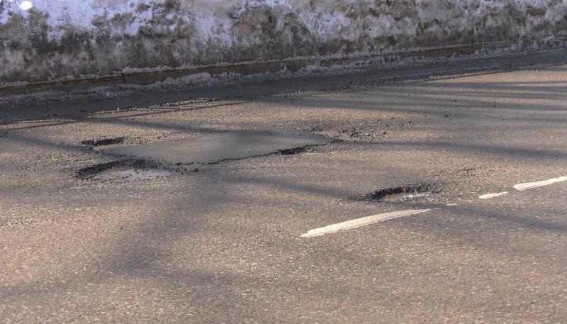 В Самаре в марте увеличили число дорог, которые отремонтируют в 2022 году